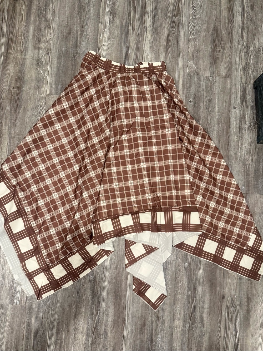 Plaid Asymmetric Handkerchief Hem Skirt in Brown - Picture 3 of 3